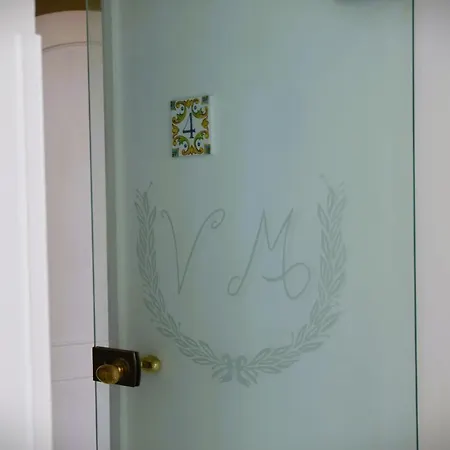 Mimosa Anacapri (Isola di Capri)