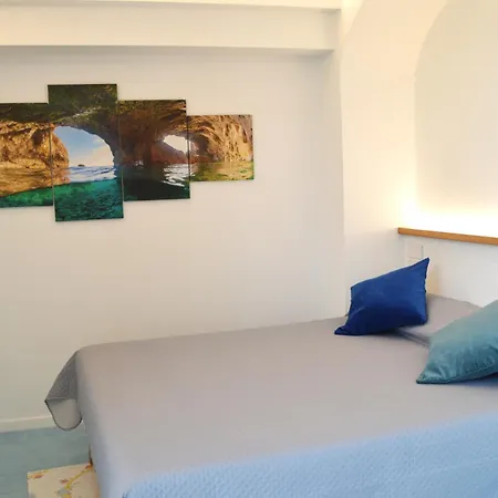 Mimosa Couette-café Anacapri (Isola di Capri)