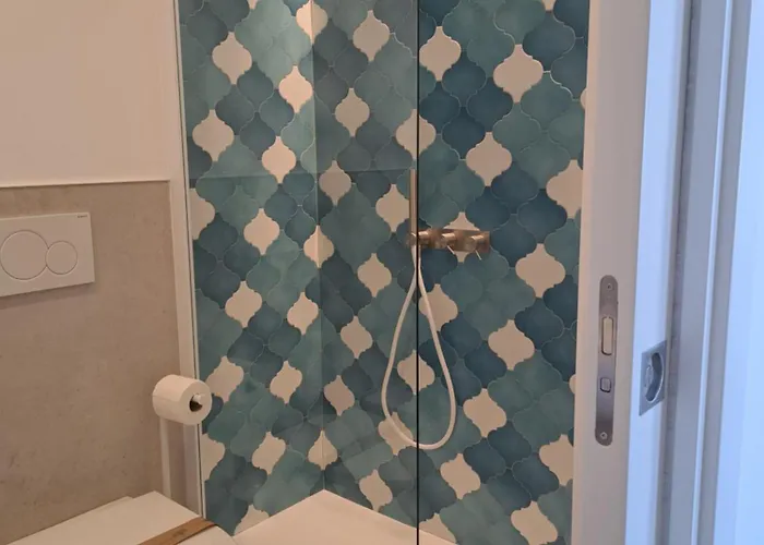 Couette-café Mimosa 4*